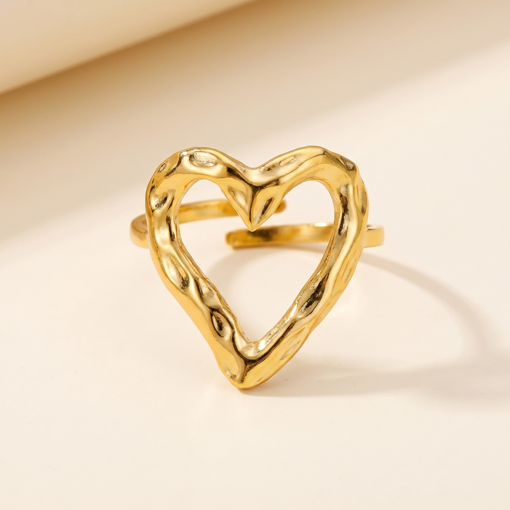 Amore Ring
